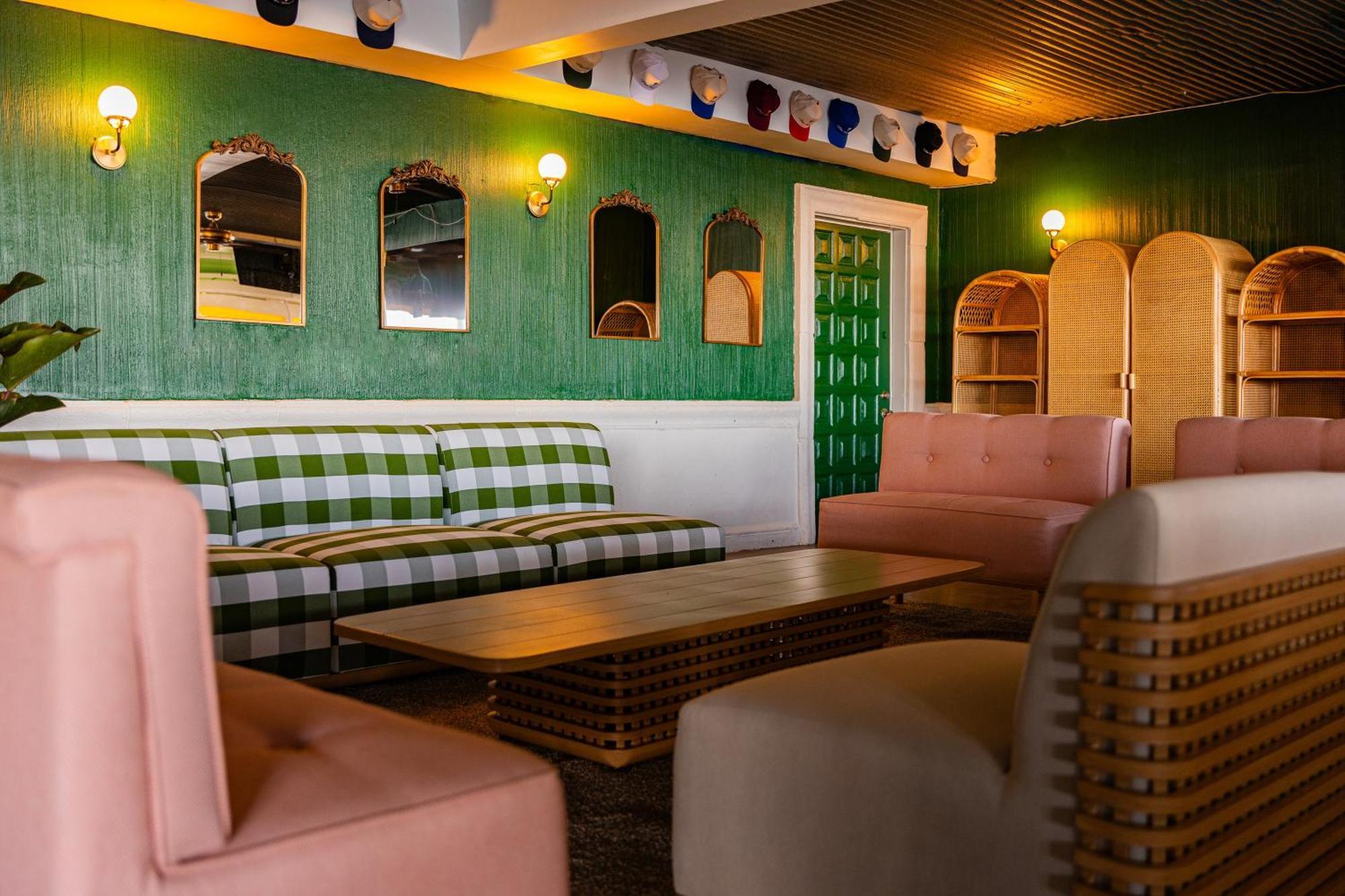 Hotel Palm Tree Club Miami 3*