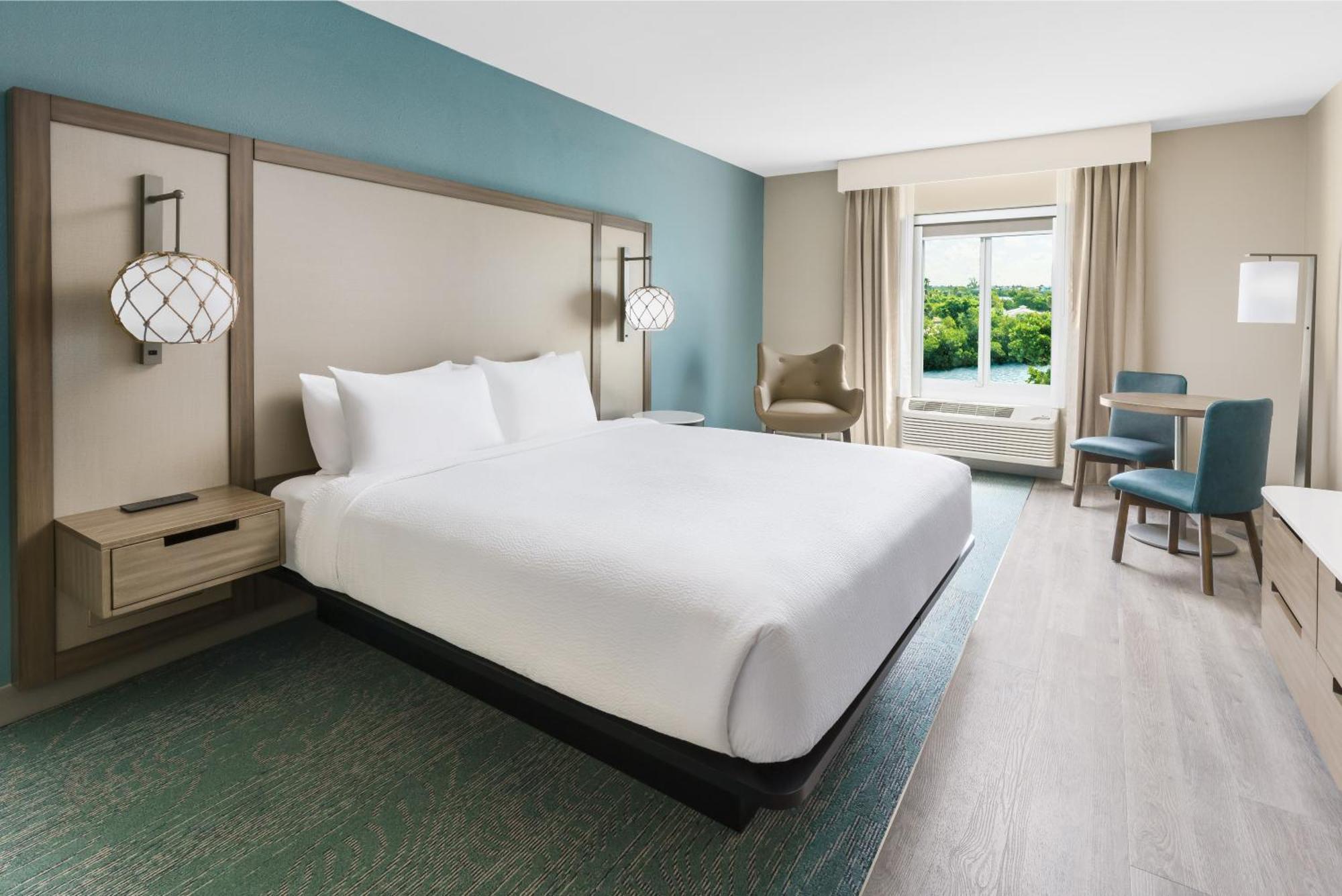 Fairfield By Marriott & Florida Keys Resort