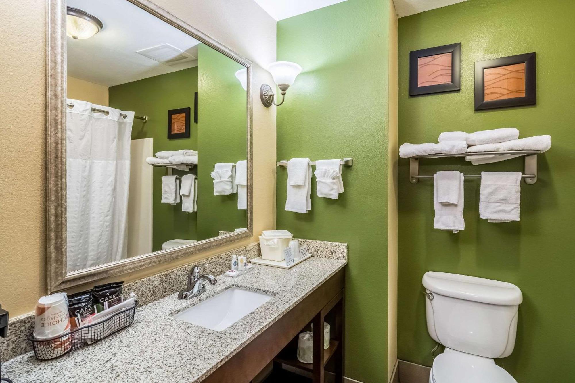 Hotel Comfort & North