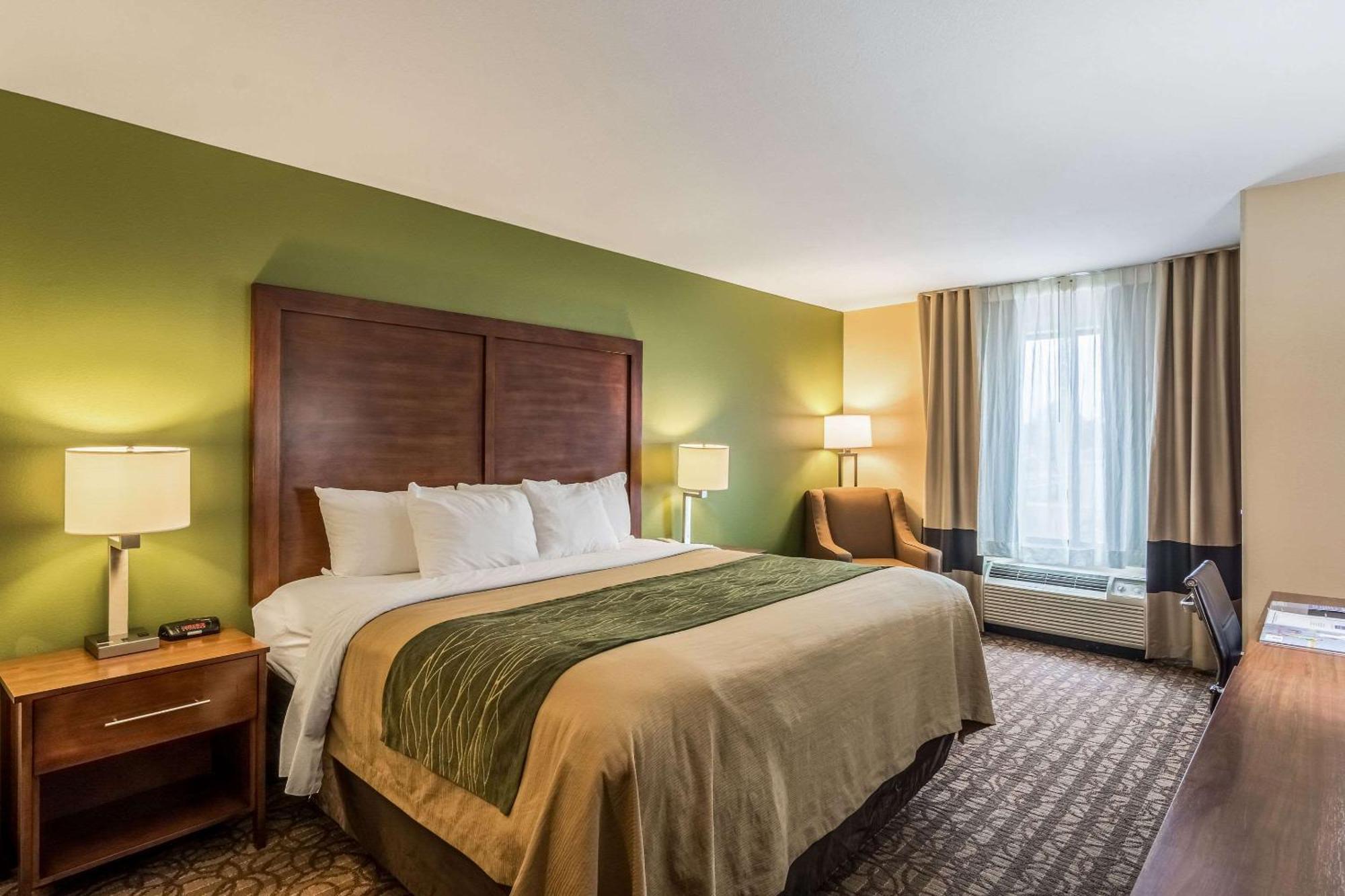 Hotel Comfort & North