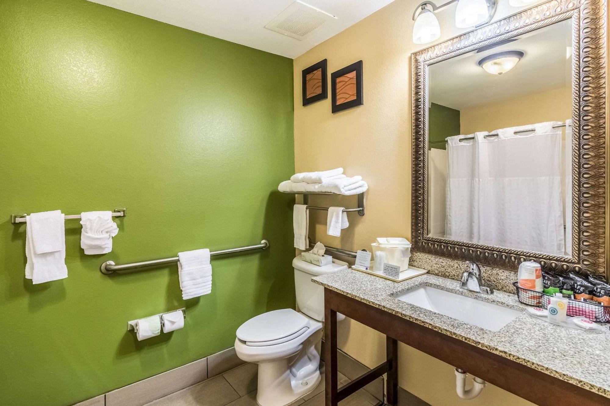 Comfort & North Hotel 3*