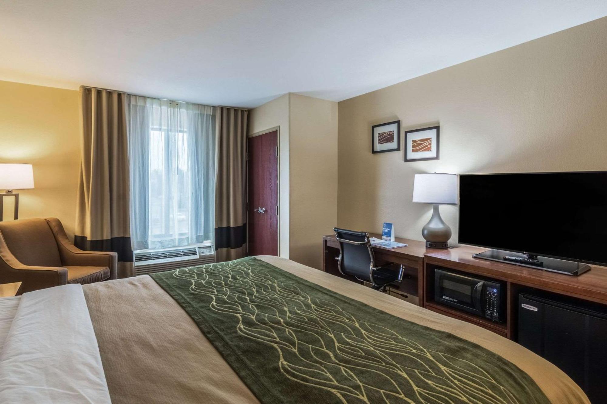 Hotel Comfort & North Panama City