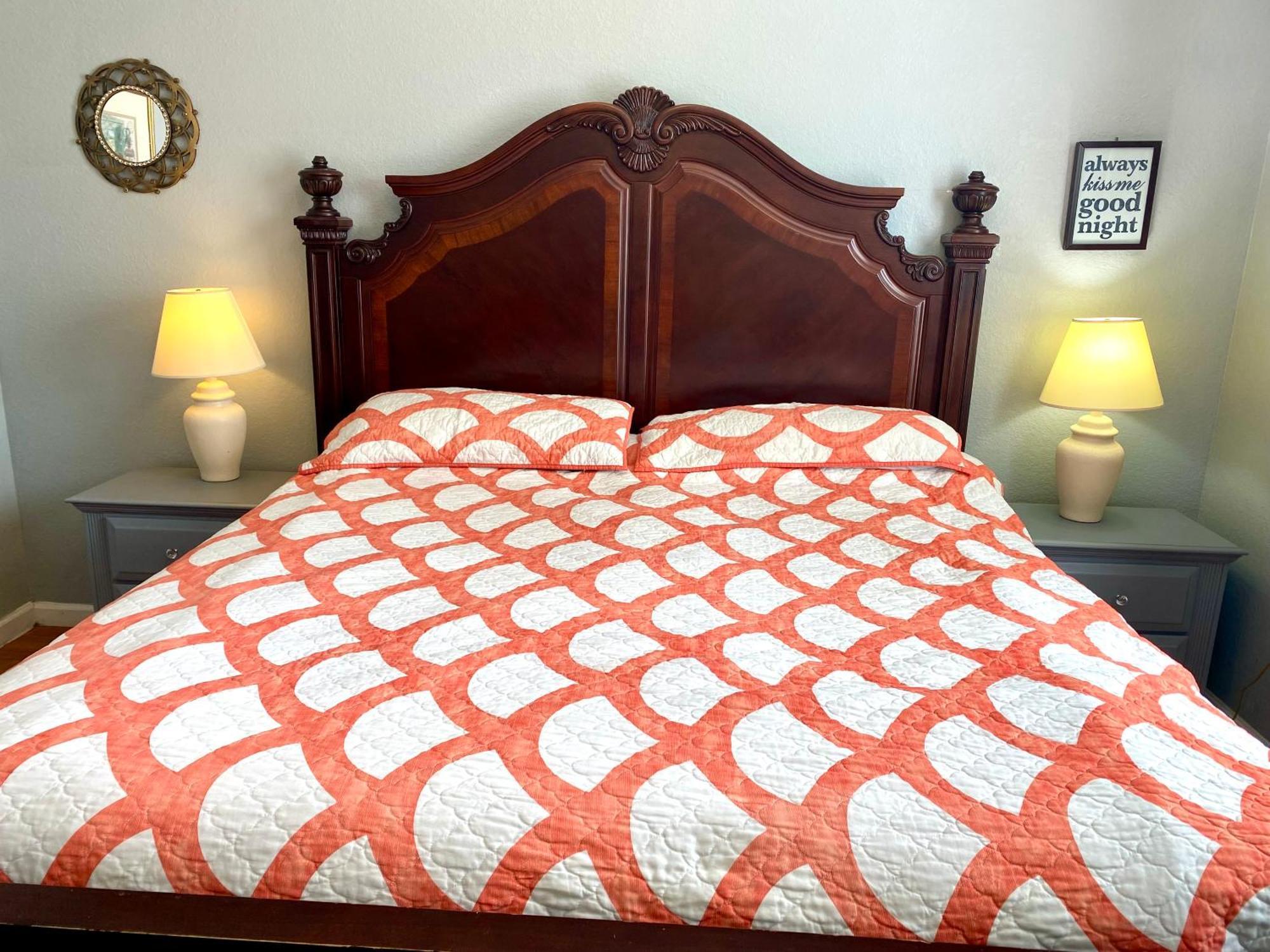 3 Bedroom Style Condo, 3 Miles To Disney! Apartment Kissimmee