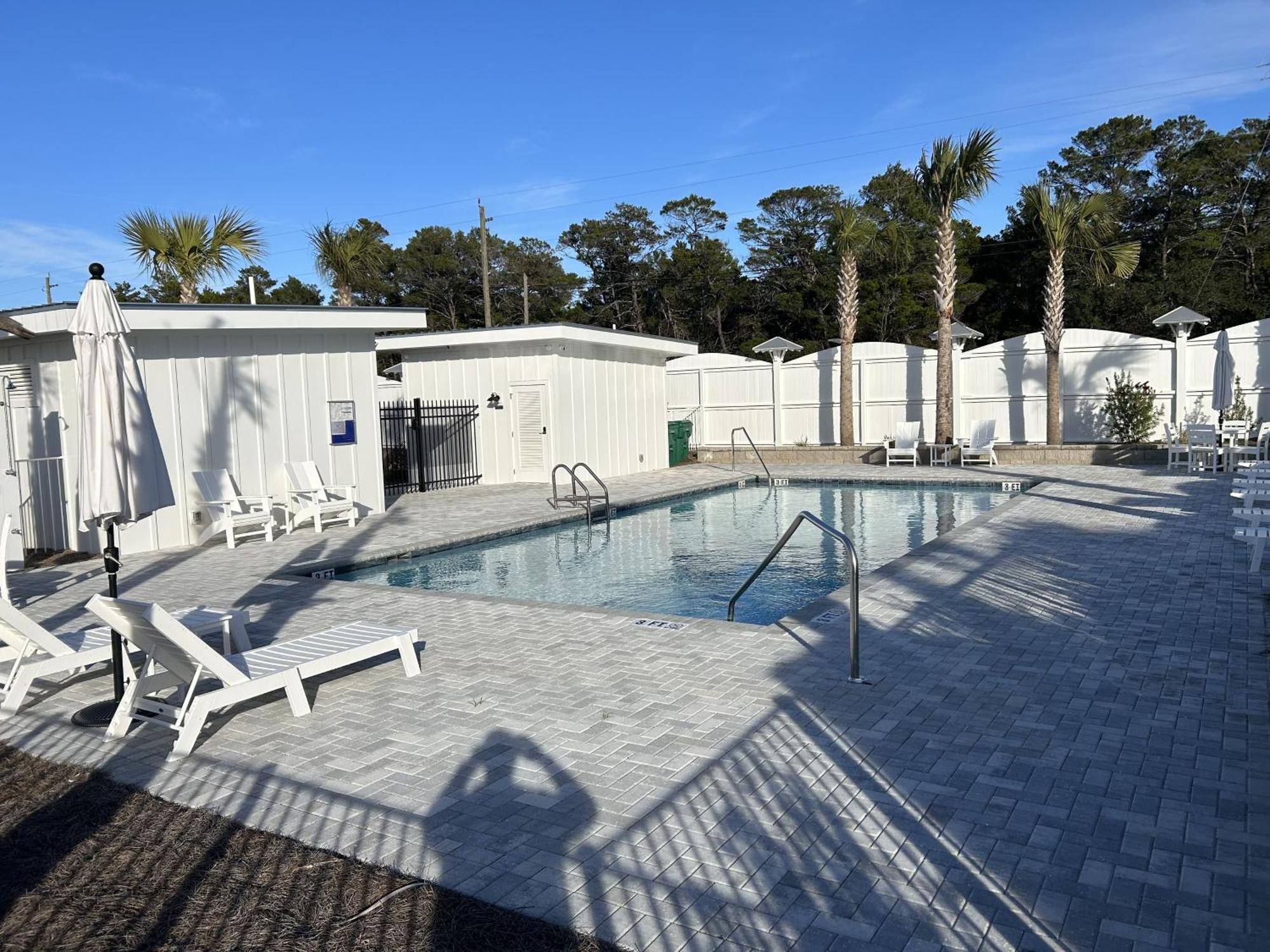 Holiday home New Pool 4 Bdr Screened Porch Inlet Beach