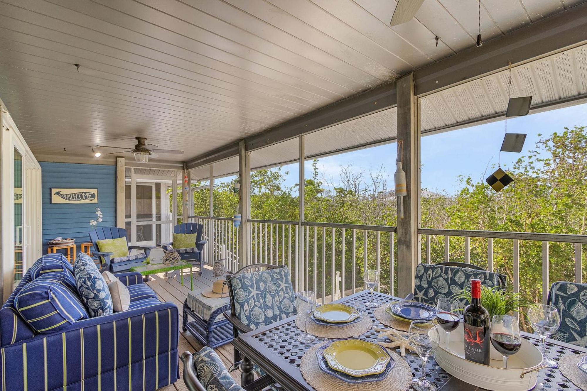 Close To Beach, Secluded Pier With Partial Bay Views - Blue Bayou B - Roelens