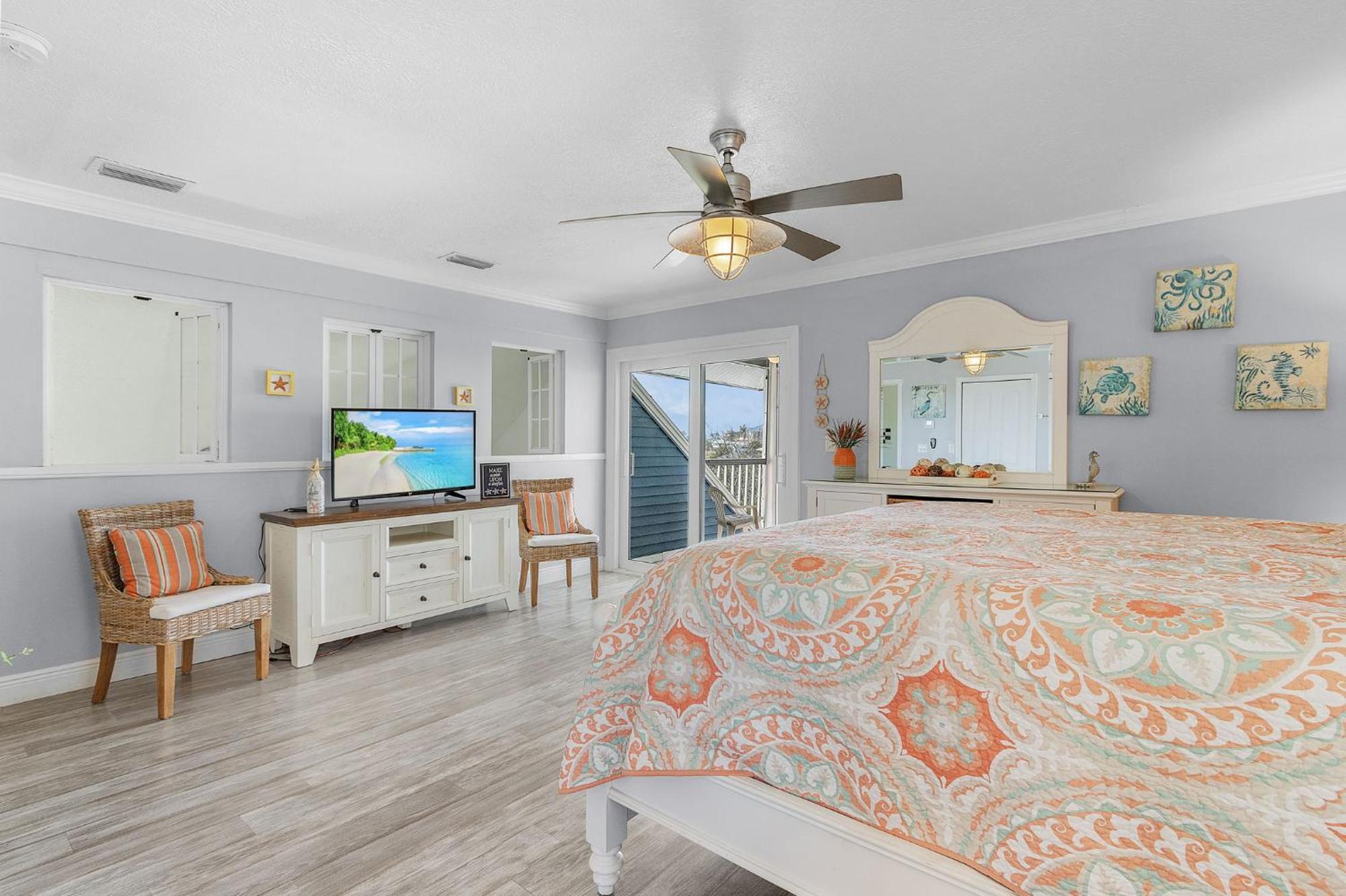 Close To Beach, Secluded Pier With Partial Bay Views - Blue Bayou B - Roelens *