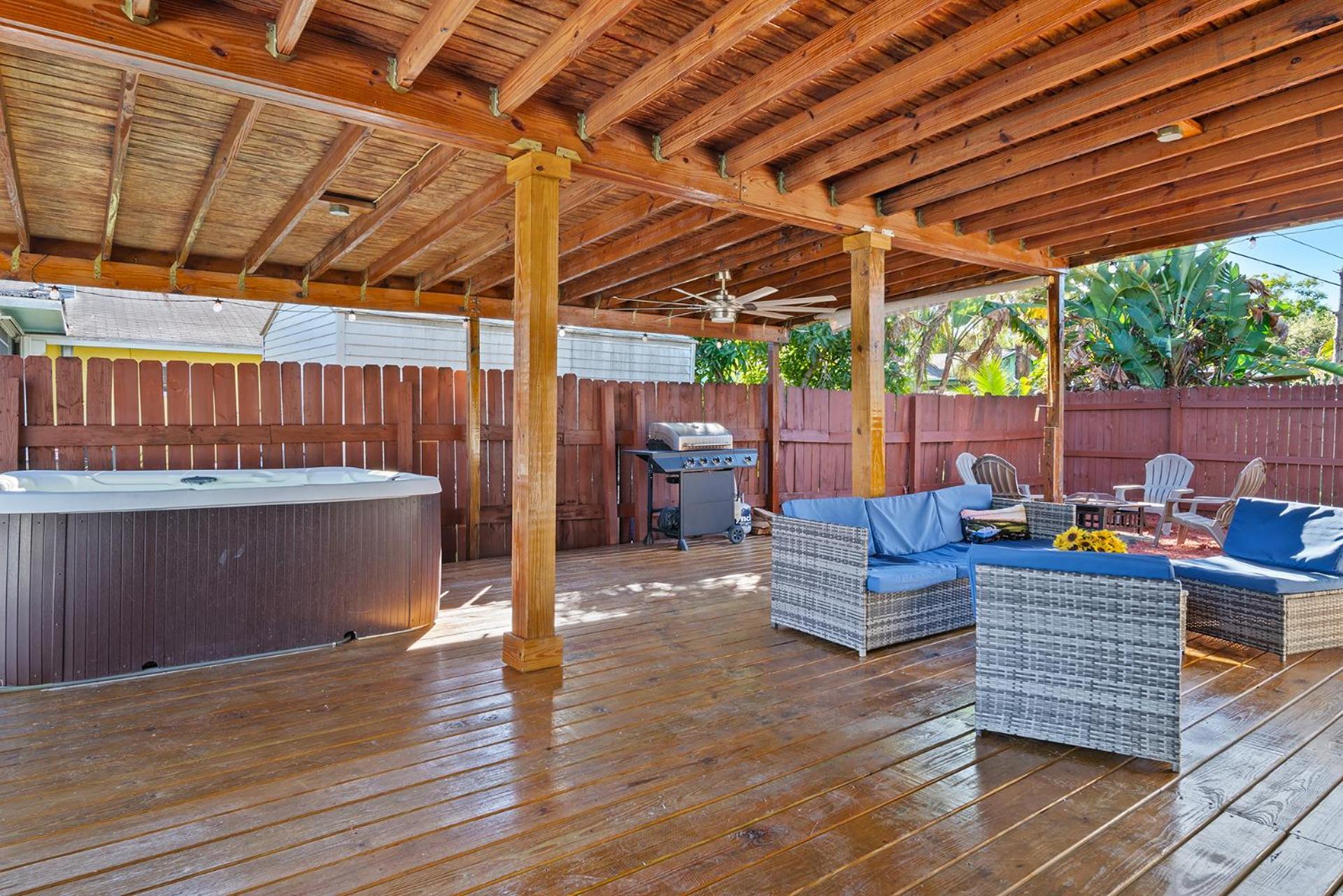 Tropical Escape Pool Sauna 4bdrm 8 Min Bch Boynton Beach