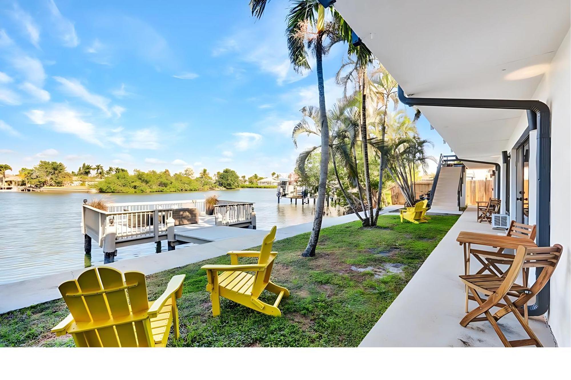 Waterfront - Isles Of Capri - Island Retreat - Marco Island - Naples Naples