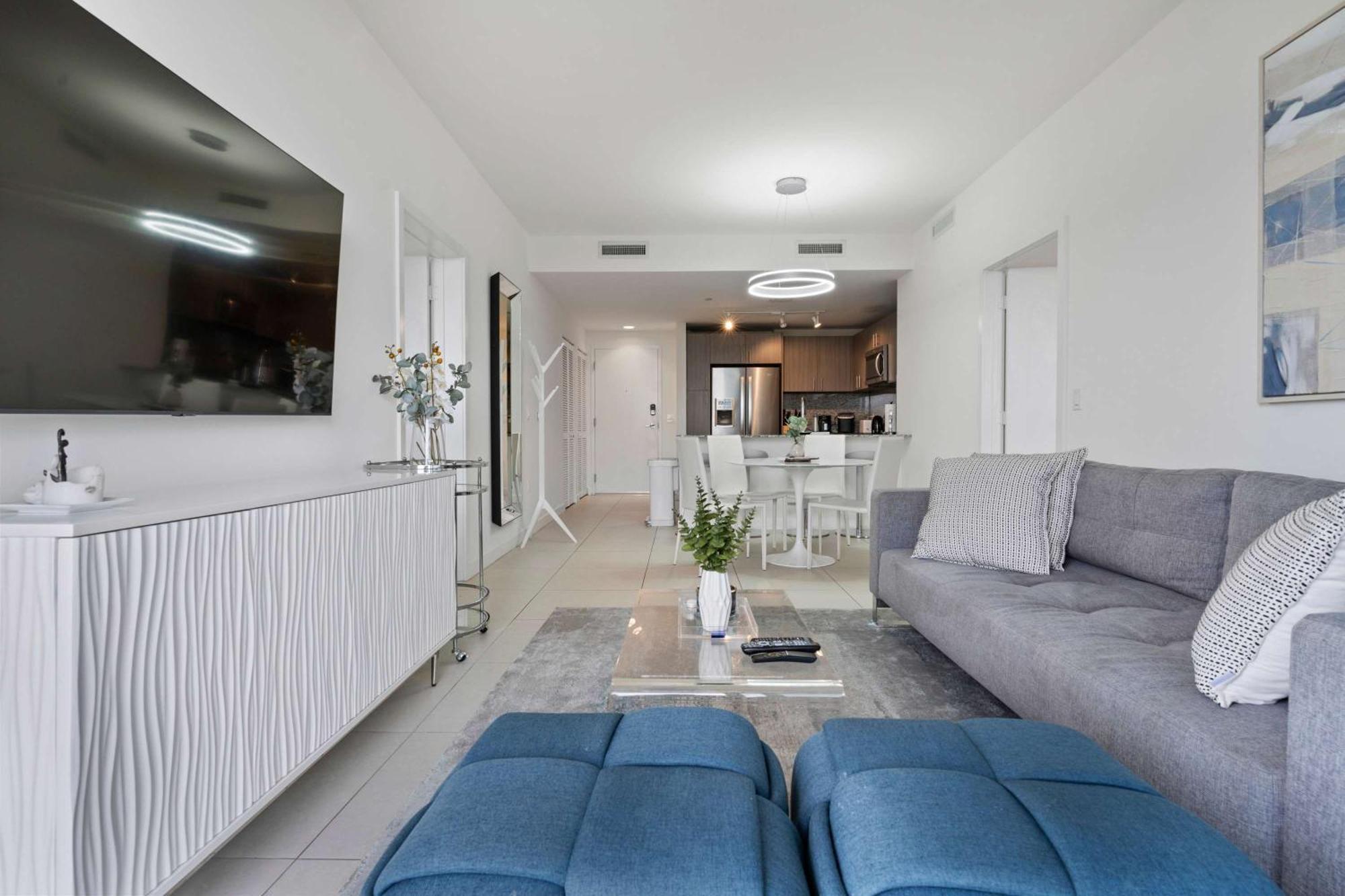 Holiday home La Central - Cityplace Doral And Across From Park *