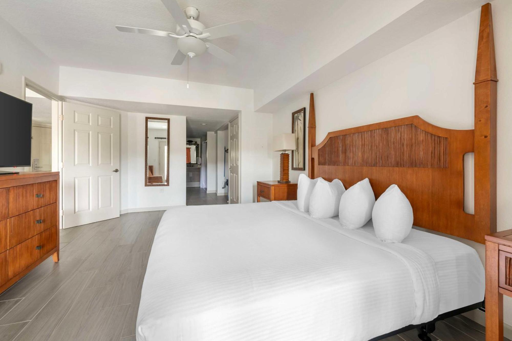 Hilton Vacation Club Aqua Sol Orlando West Resort