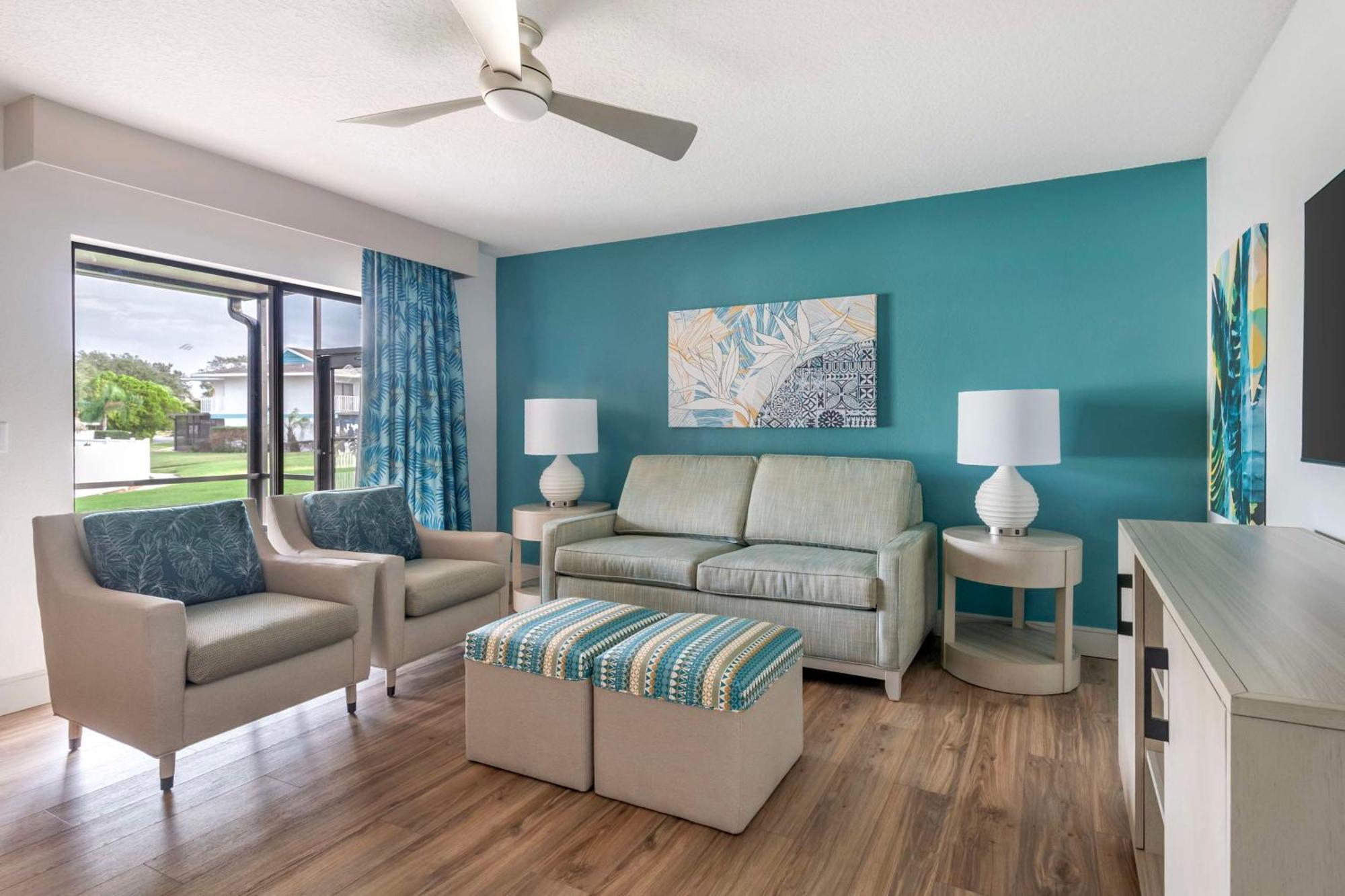 Hilton Vacation Club Aqua Sol Orlando West Resort 4*