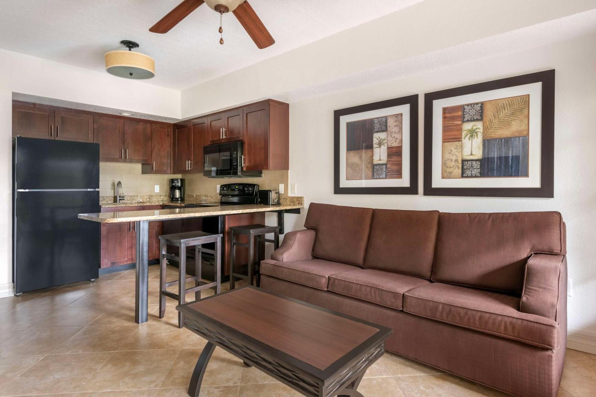 Hilton Vacation Club Aqua Sol Orlando West Resort 4*