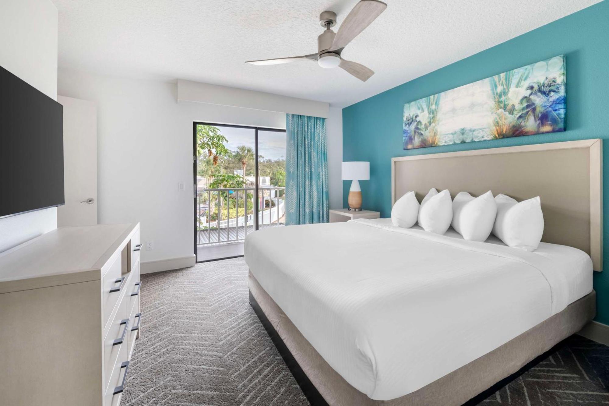 Hilton Vacation Club Aqua Sol Orlando West 4*