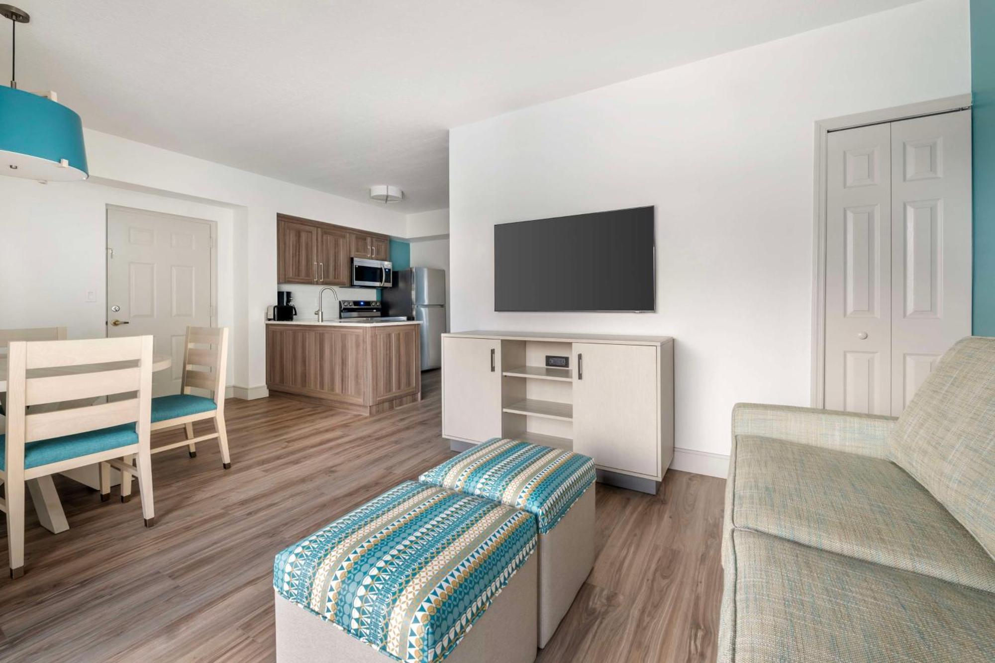 Hilton Vacation Club Aqua Sol Orlando West Four Corners