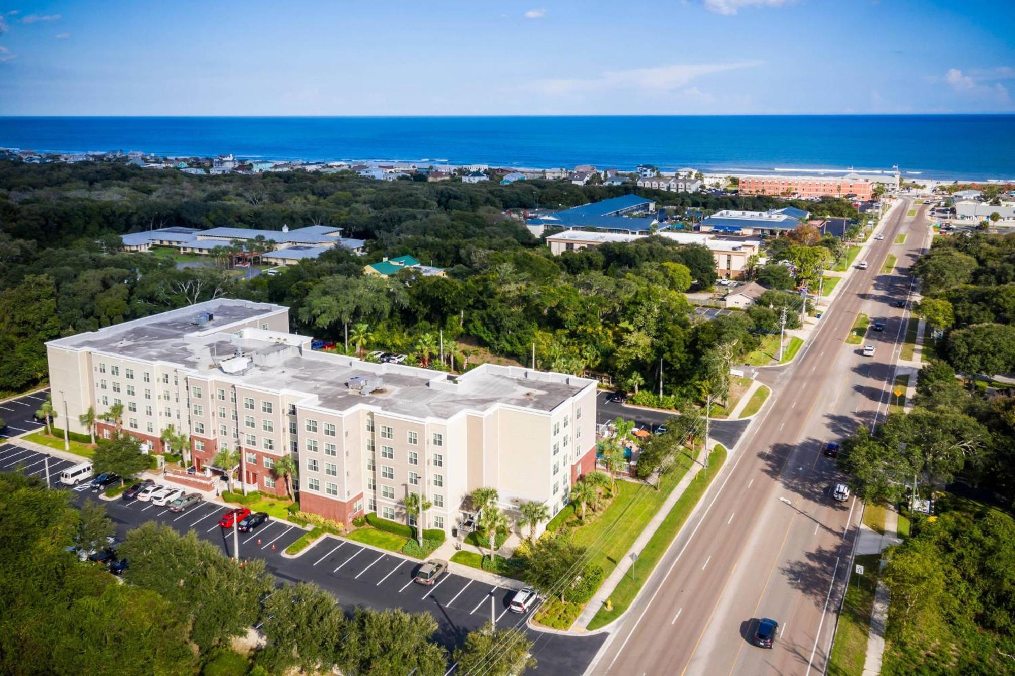 By Marriott Amelia Island Hotel 3*