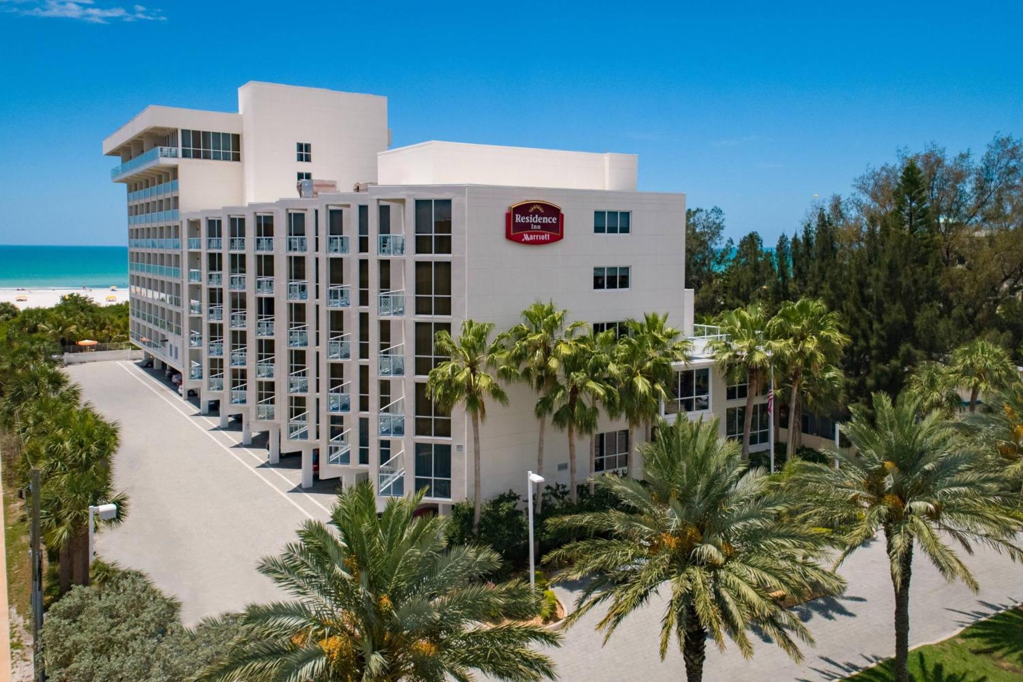 By Marriott St. Petersburg Treasure Island Hotel