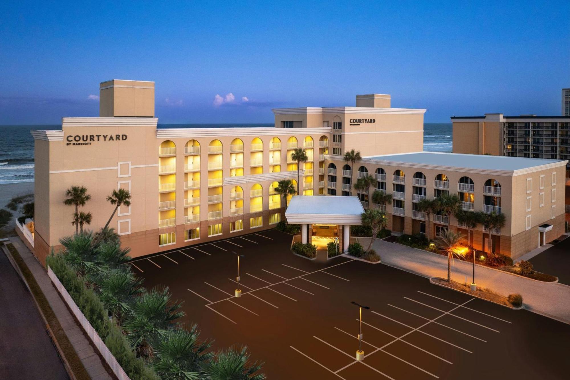 Courtyard By Marriott Jacksonville Oceanfront Hotel 3*
