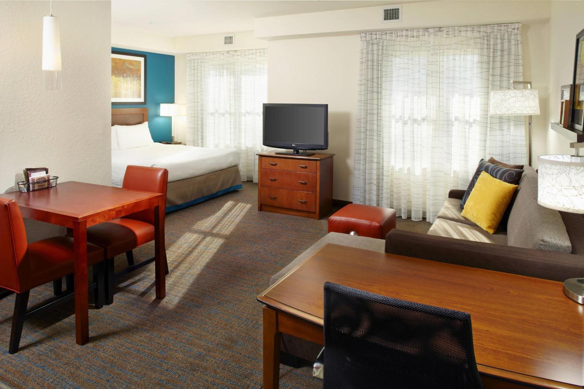 Tampa Hotel 3*