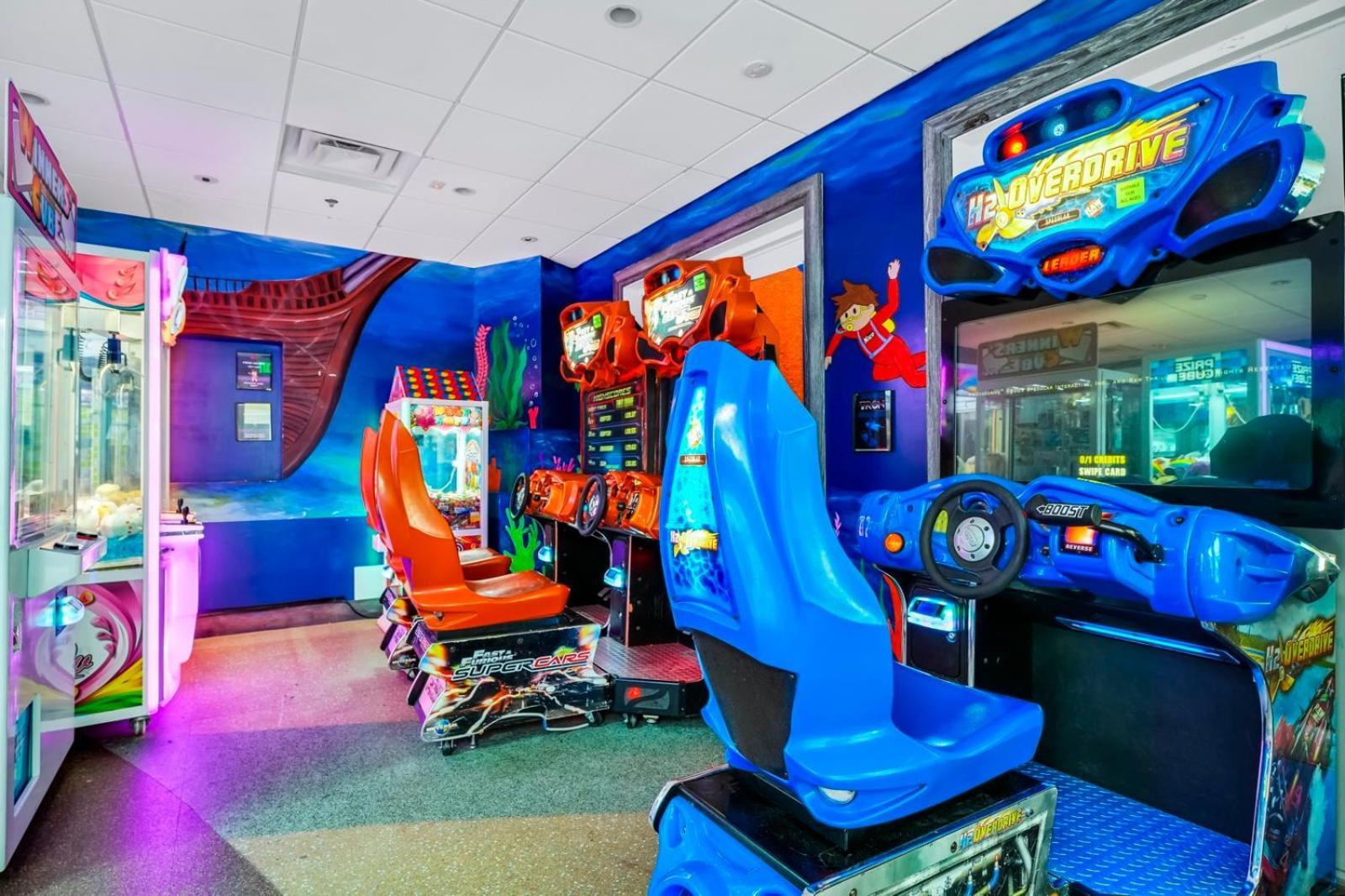 Encore Resort: Disney-adjacent With Private Pool And Themed Orlando