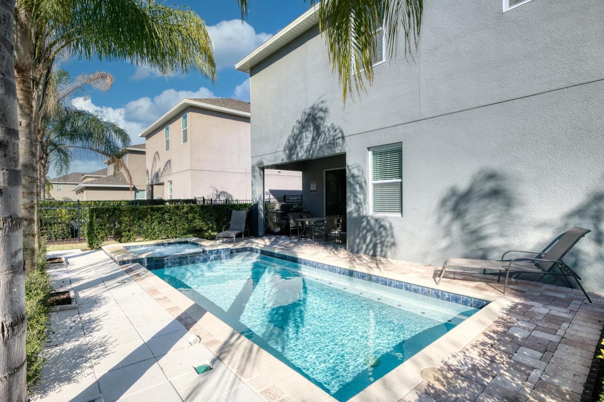 Villa Spacious By Rentyl With Water Park Access Near - 7501m Orlando