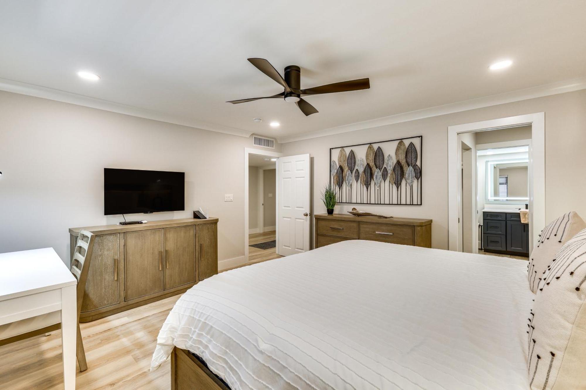 Luxury With Ocean View Steps To Apartment *