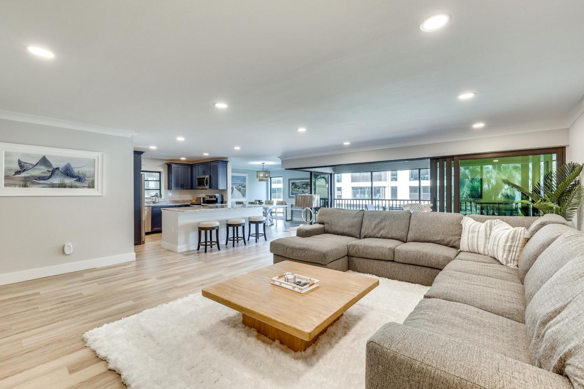 Luxury With Ocean View Steps To *