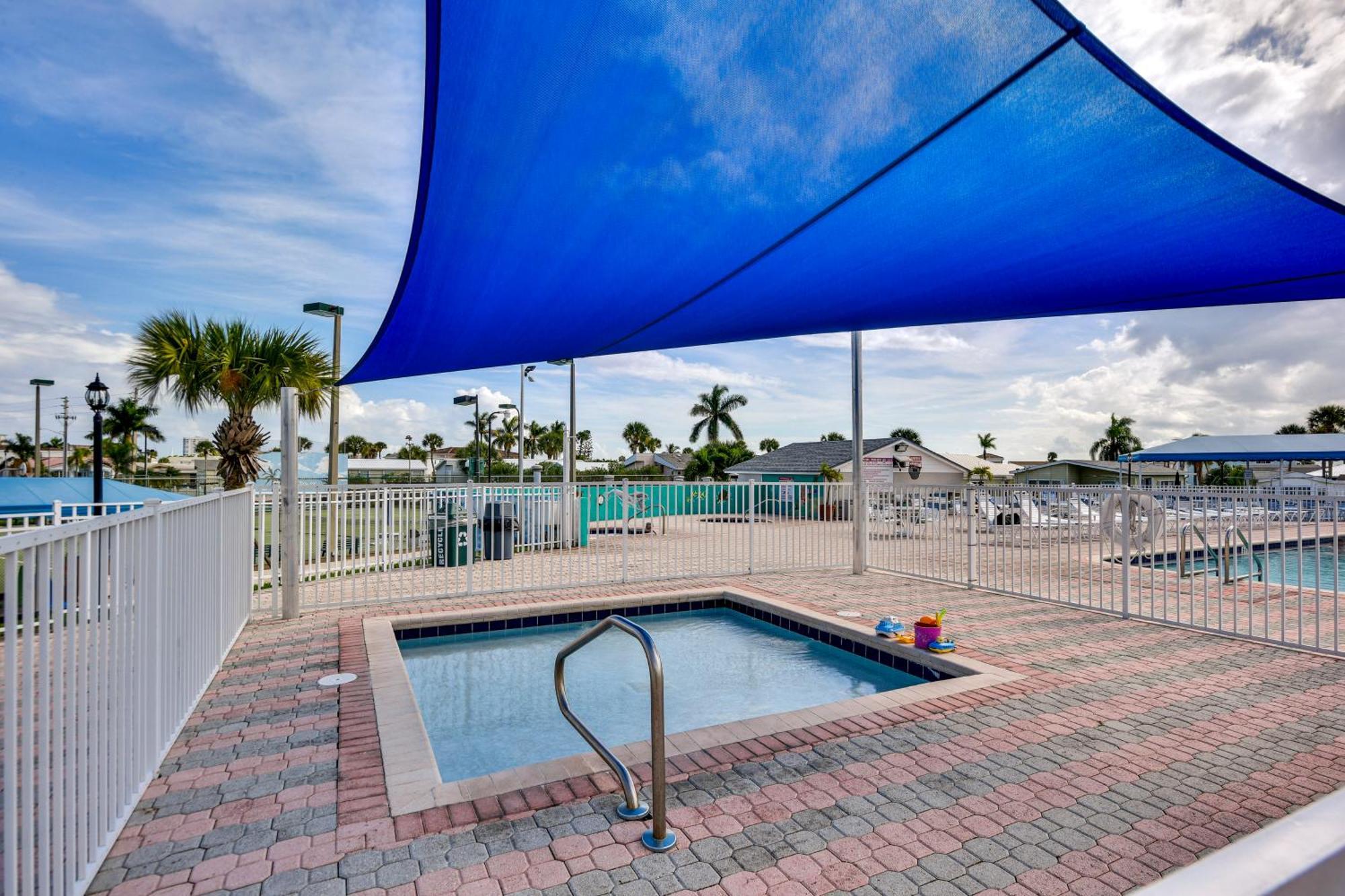 Holiday home Waterfront Nettles Island House Pool Access Jensen Beach