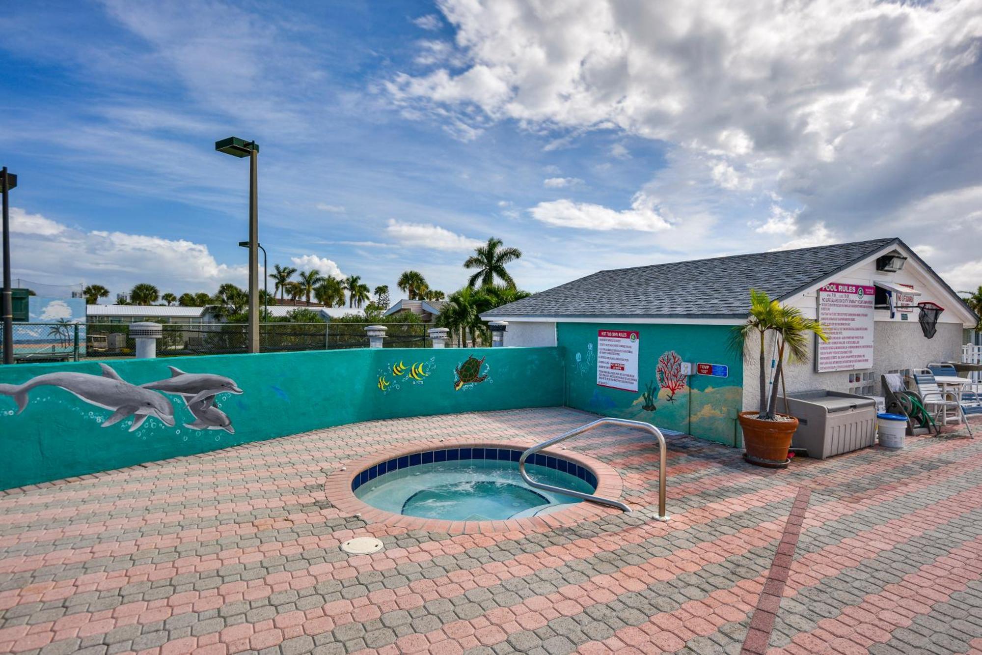 Waterfront Nettles Island House Pool Access