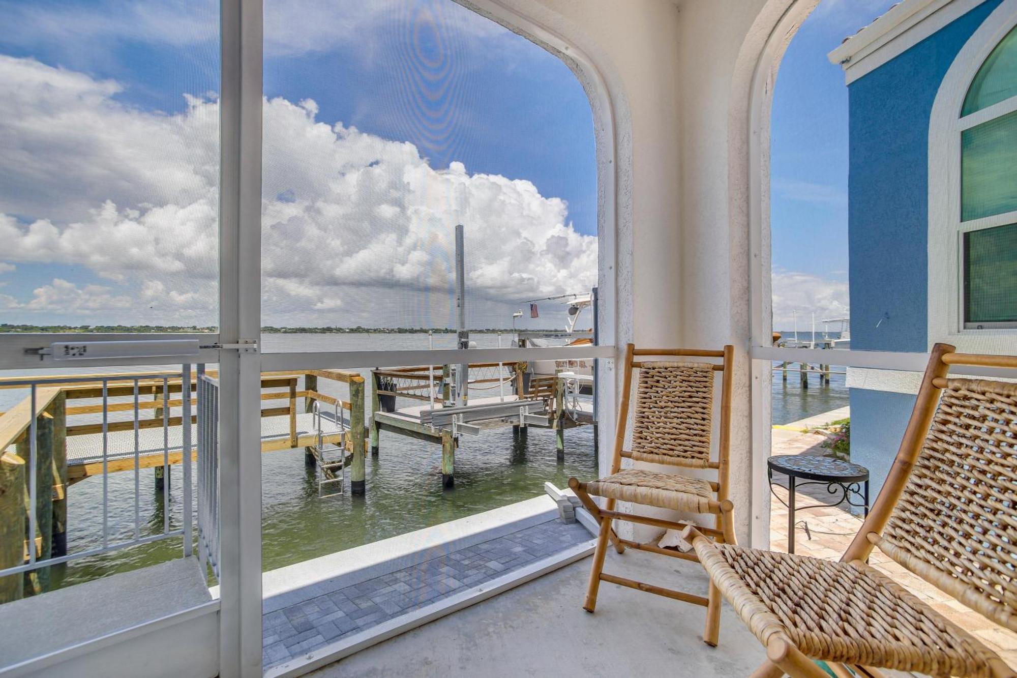 Holiday home Waterfront Nettles Island House Pool Access
