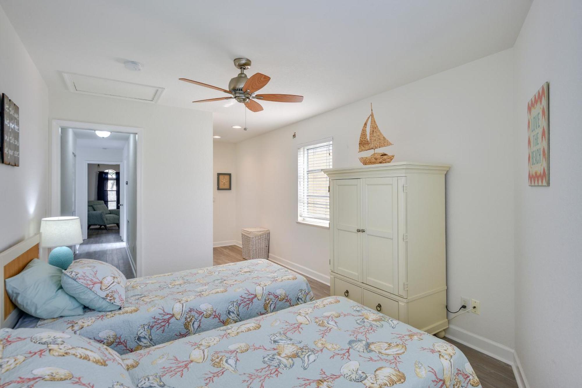 Waterfront Nettles Island House Pool Access Holiday home *