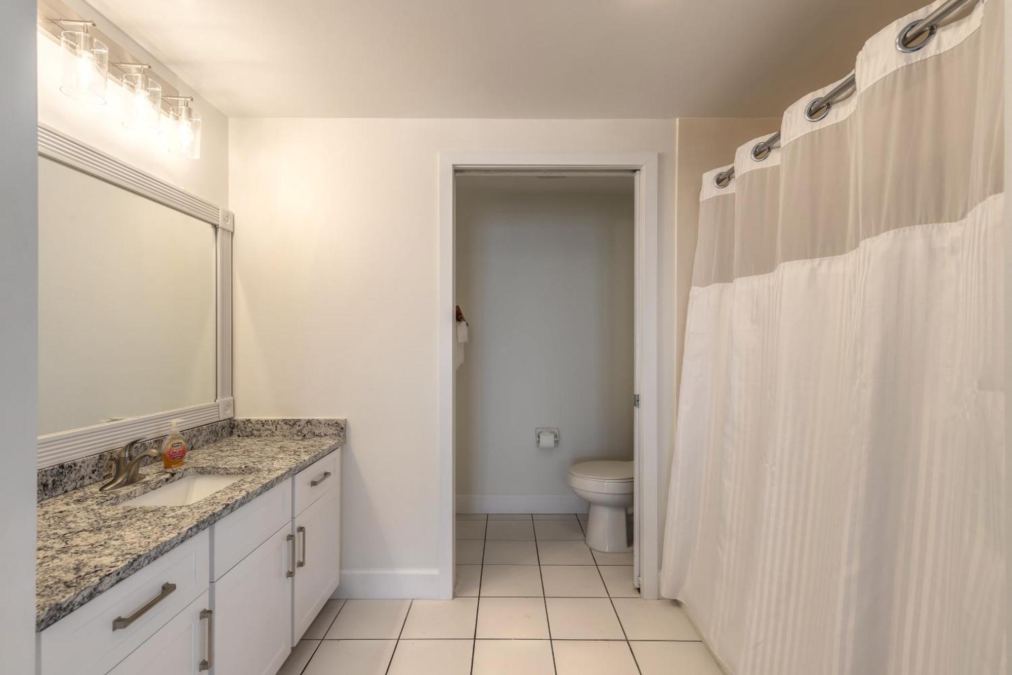 Aparthotel Beachfront Bliss At Ocean Walk - Unit 1701 *