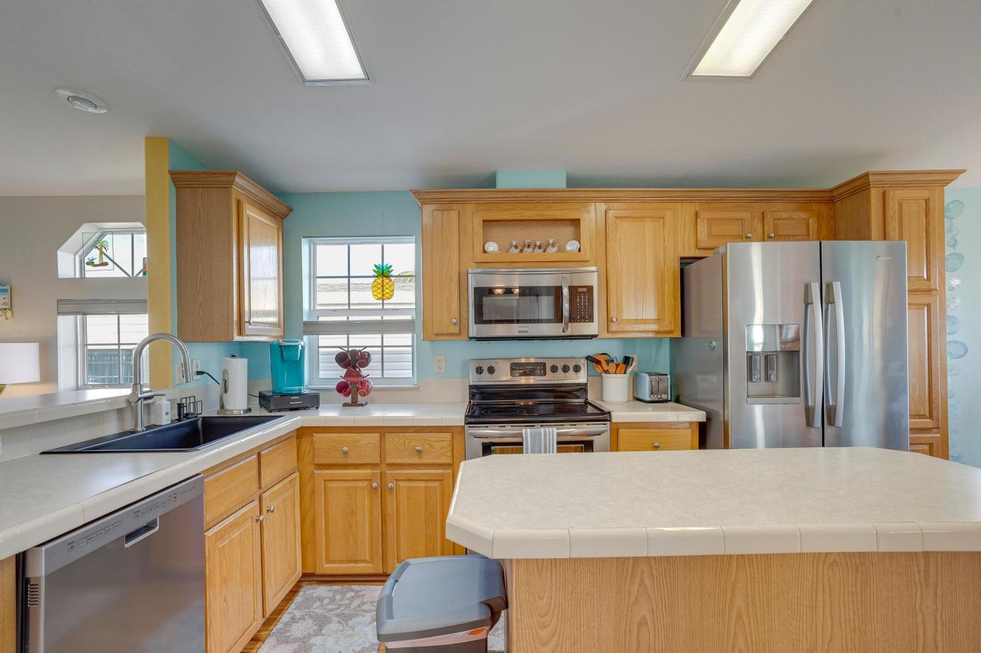 Nettles Island Jensen Walk To Ocean! Holiday home Jensen Beach