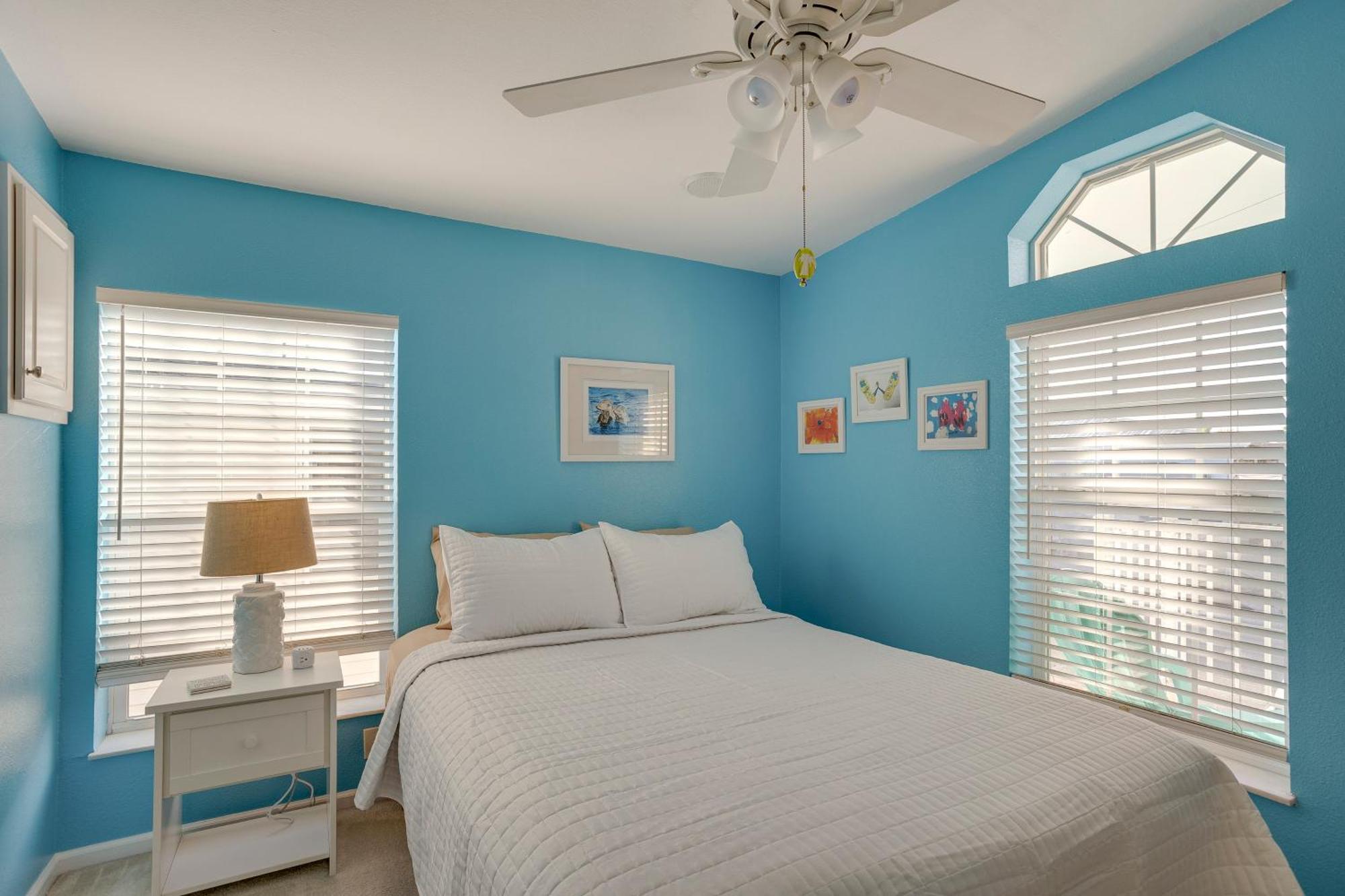 Nettles Island Jensen Walk To Ocean! Holiday home *
