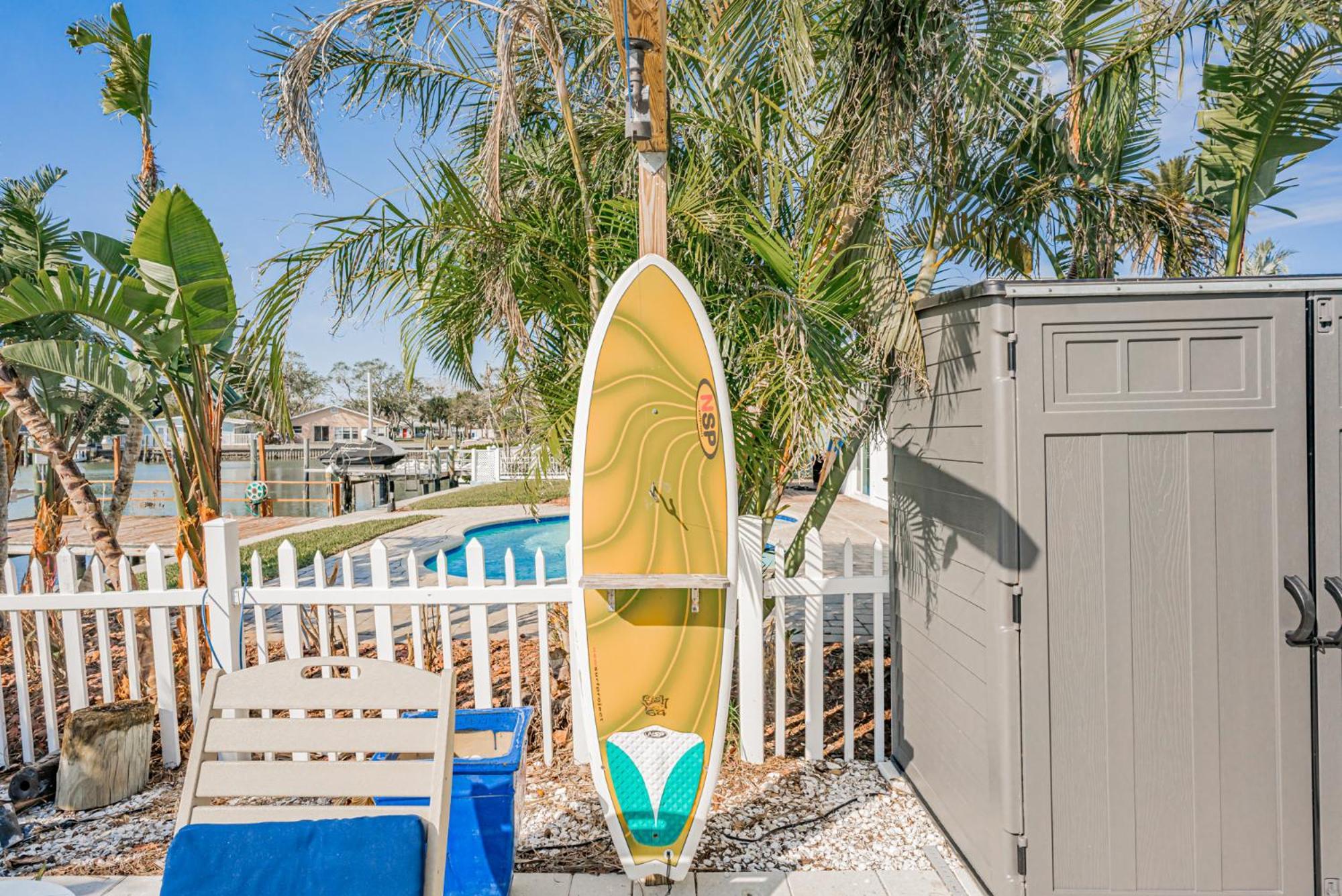 Unleash Paradise At Bahia Paradise With Waterfront Pool & Pet Friendly *