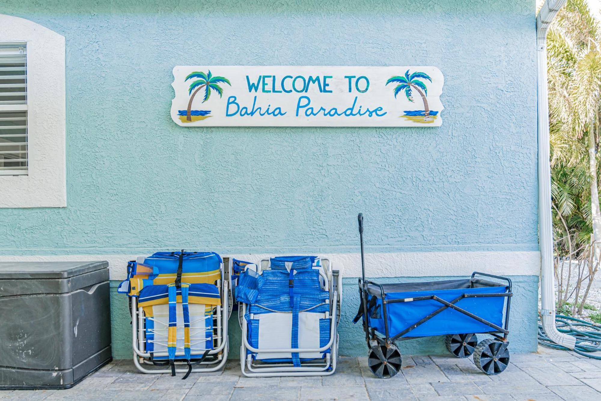Unleash Paradise At Bahia Paradise With Waterfront Pool & Pet Friendly Holiday home *