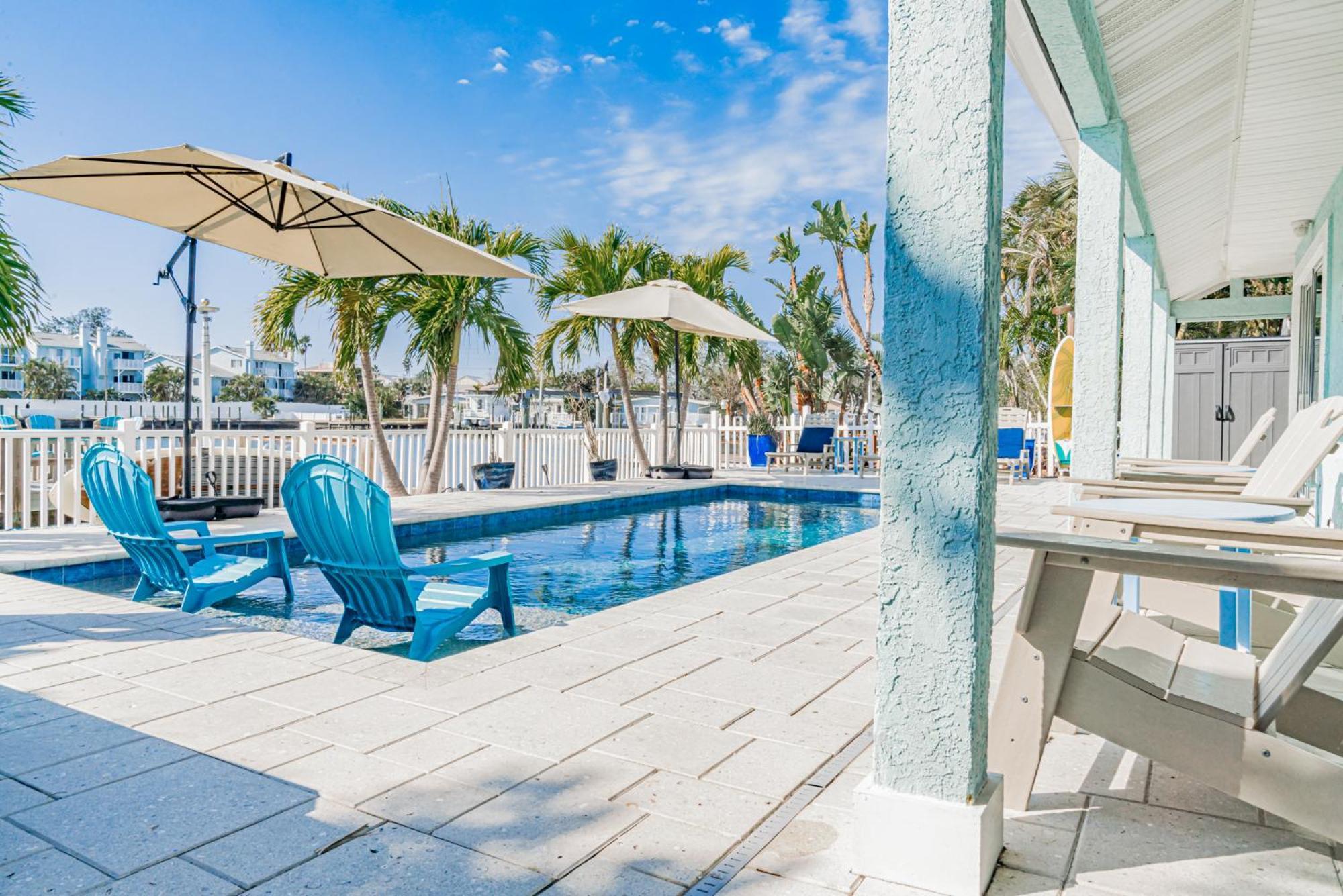 Unleash Paradise At Bahia Paradise With Waterfront Pool & Pet Friendly *
