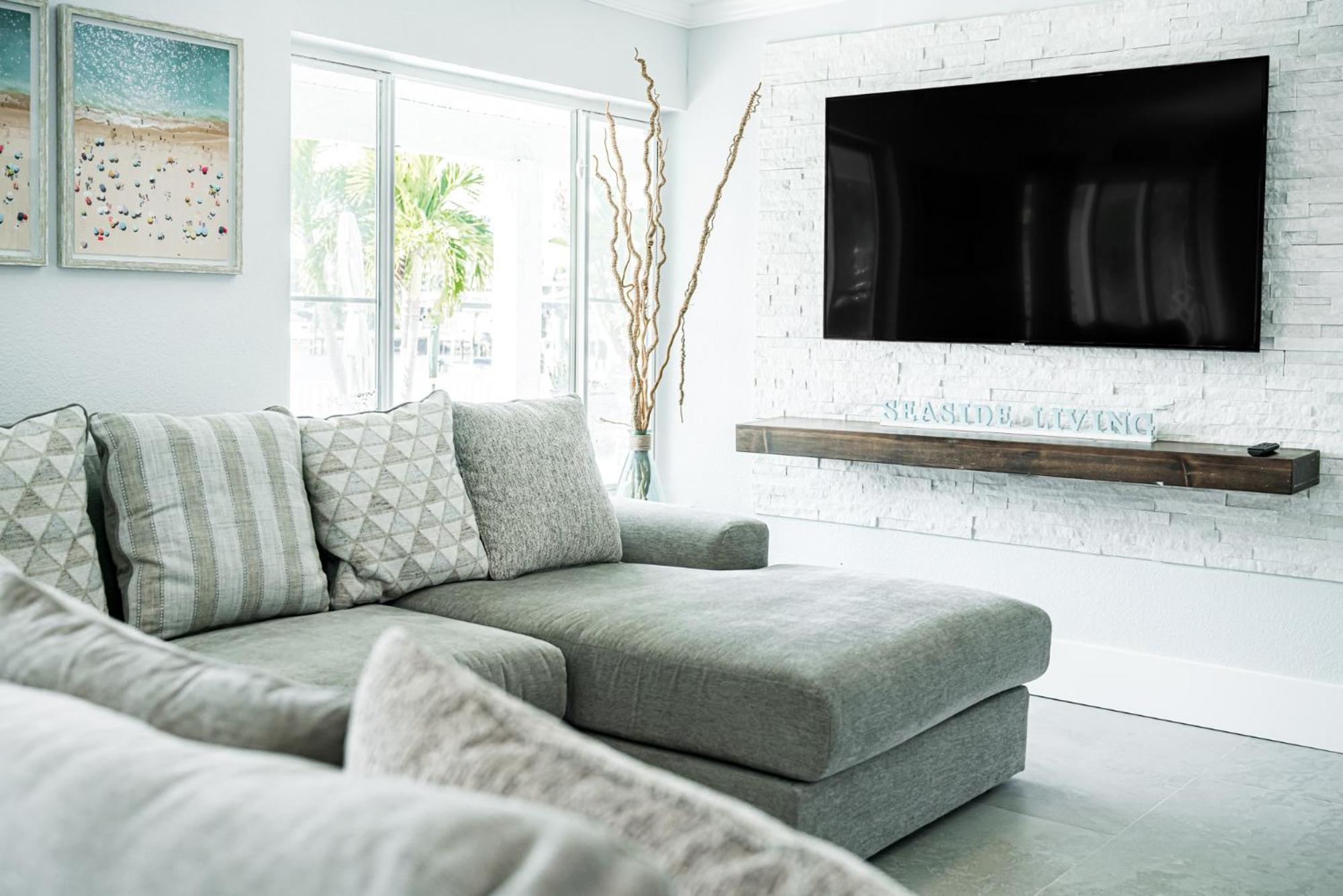 Unleash Paradise At Bahia Paradise With Waterfront Pool & Pet Friendly * Clearwater Beach