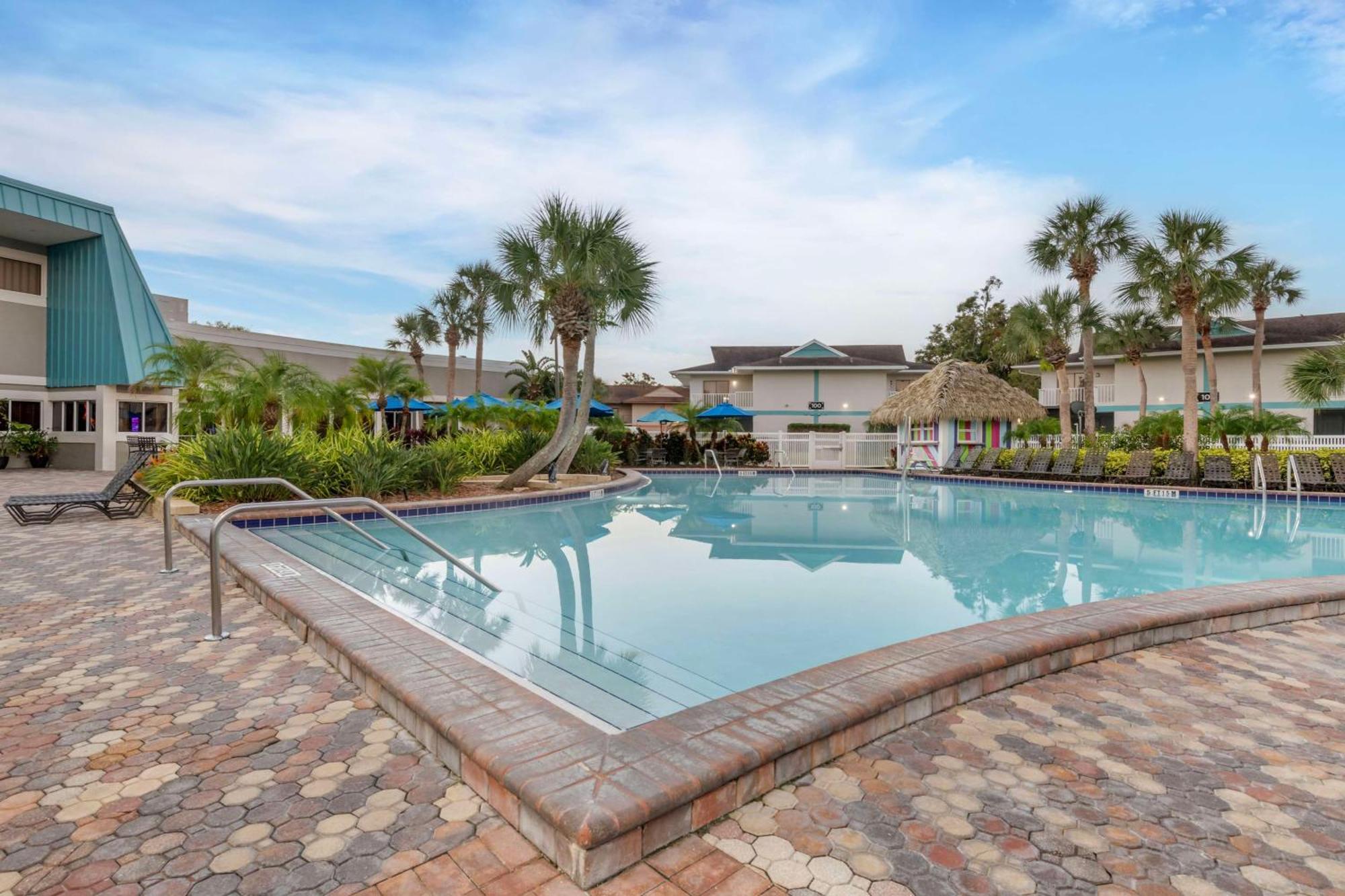 Hilton Vacation Club Aqua Sol Orlando West Resort