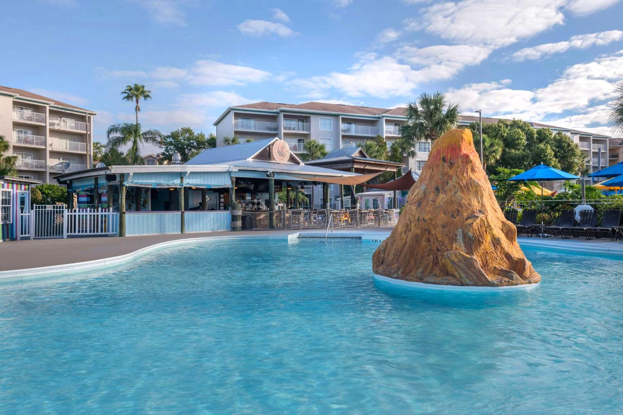 Hilton Vacation Club Aqua Sol Orlando West Resort 4*