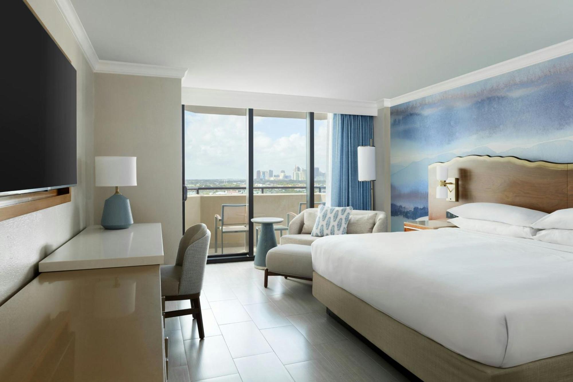 Lauderdale Marriott Harbor & Resort Fort Lauderdale
