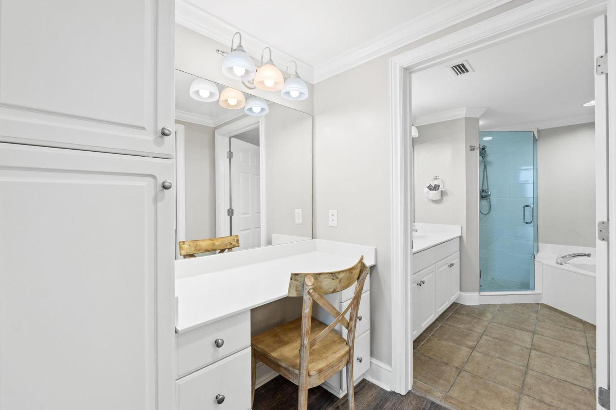 Apartment Majestic Tower 2 By Panhandle Getaways