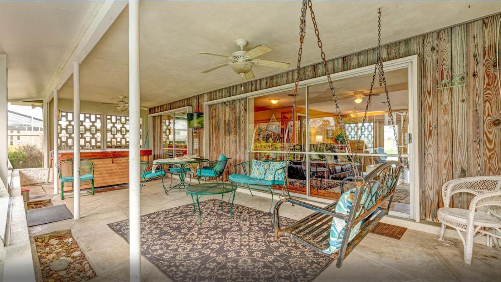 Ormond House, Heated Pool And Hot Tub, 2 Min Walk To Natural Ormond Beach