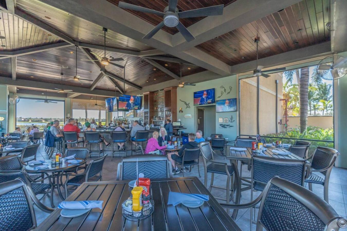 Live In Paradise With Golf Tennis Gym Pools And Holiday home Bonita Springs