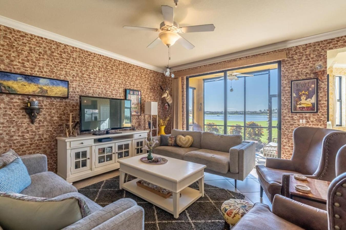 Live In Paradise With Golf Tennis Gym Pools And *