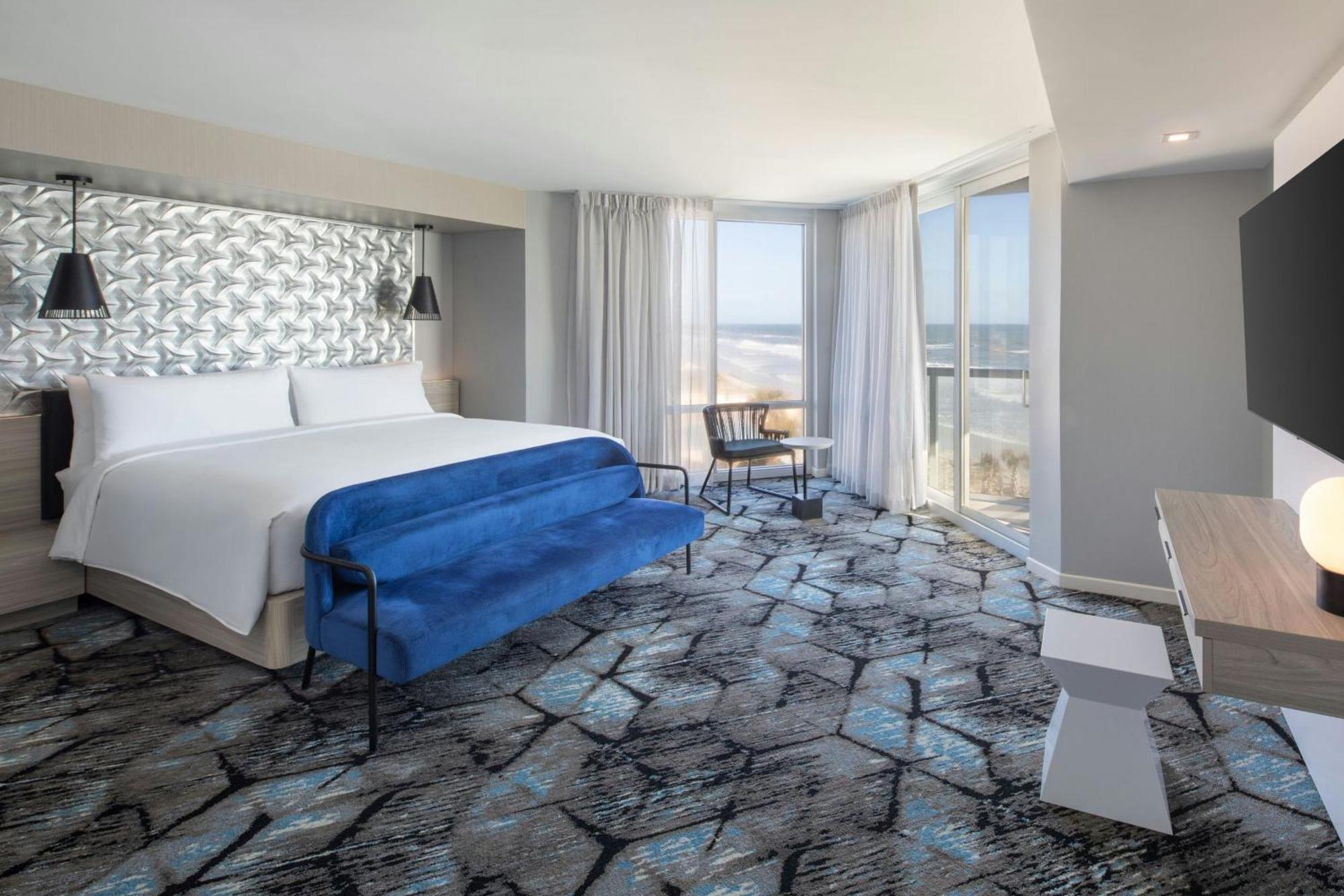 Renaissance Daytona Oceanfront 4*