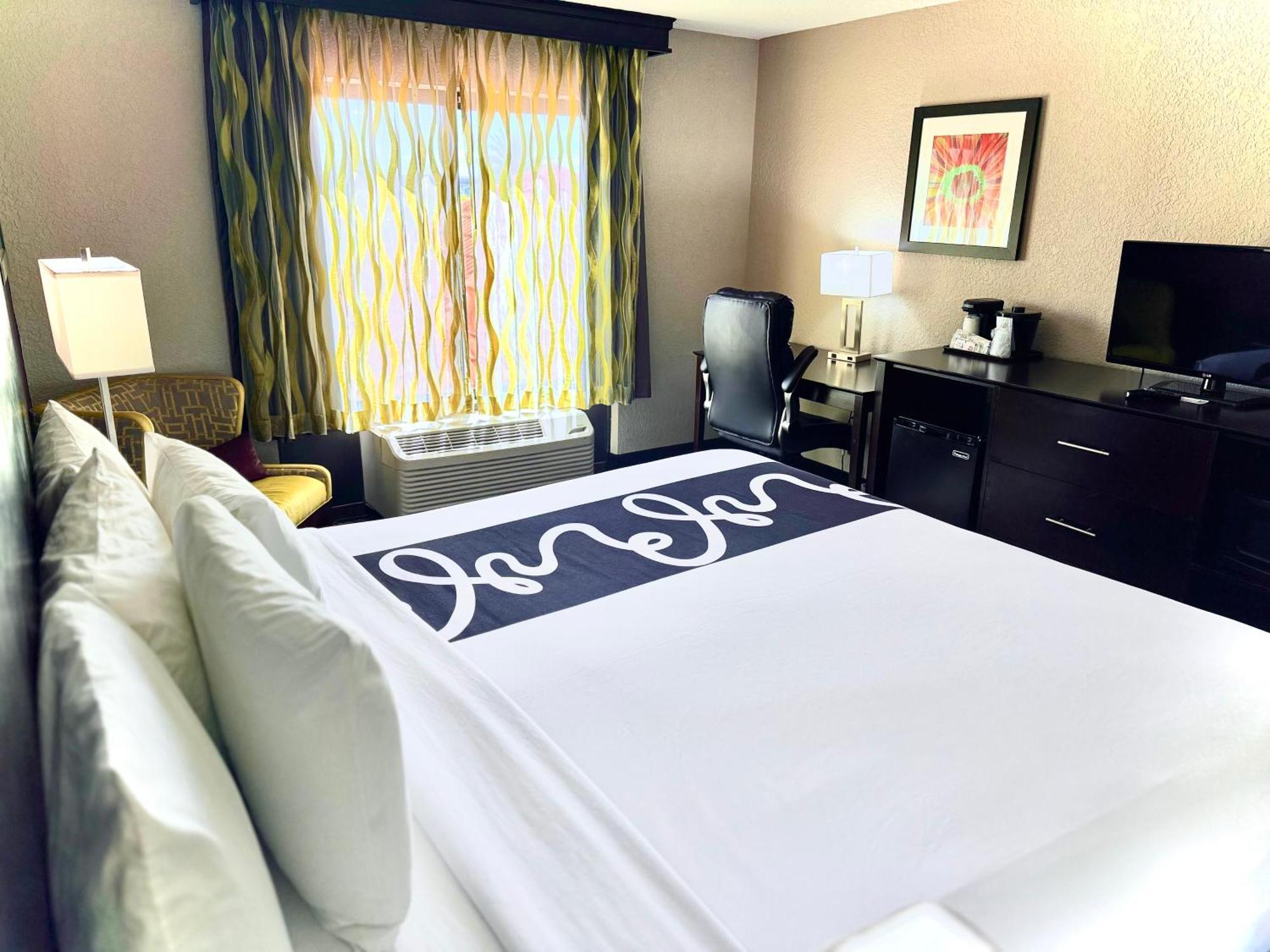 La Quinta By Wyndham Universal Area - Free Shuttle To Universal