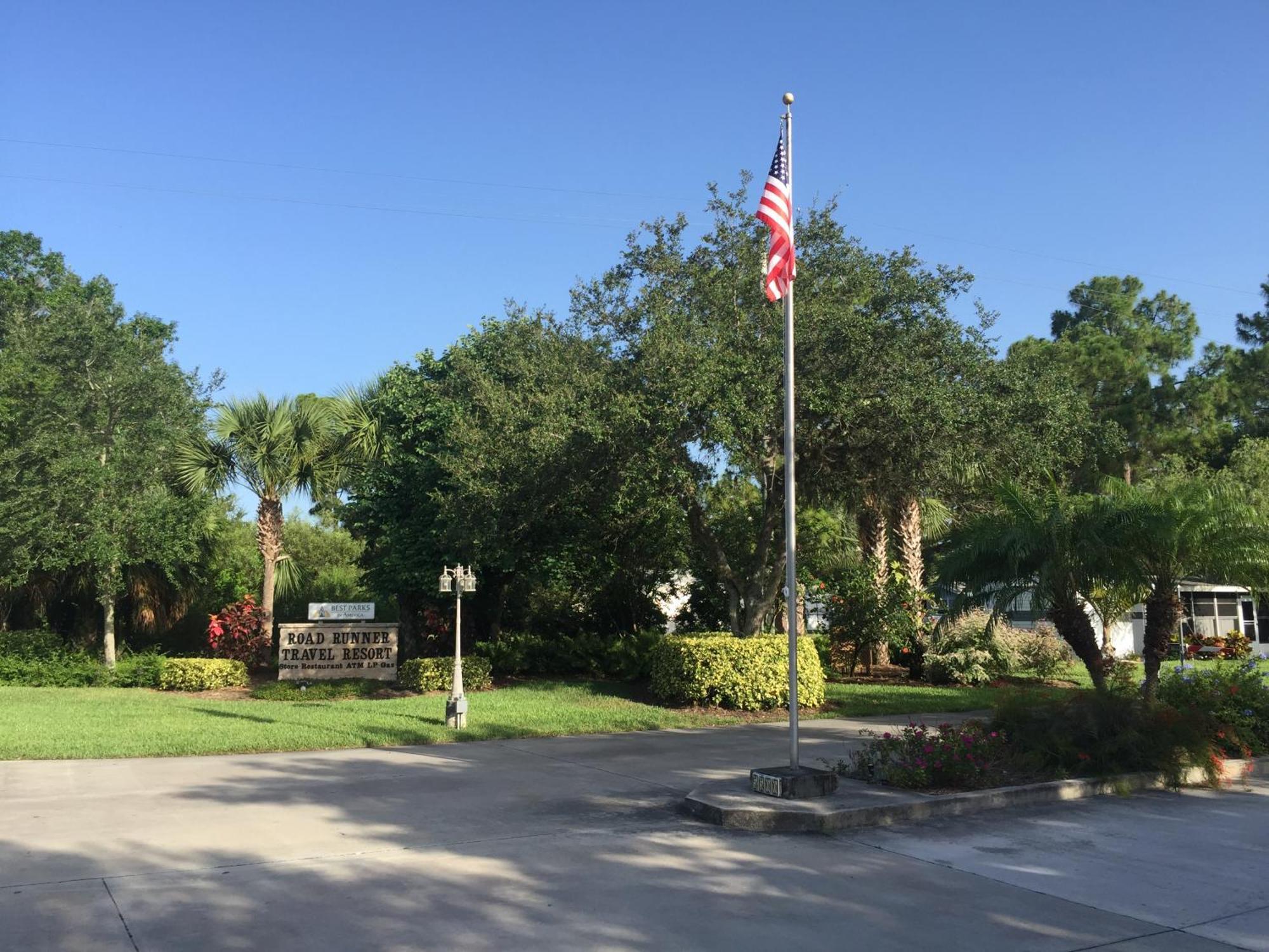 Road Runner Travel - Caravan Park * Fort Pierce