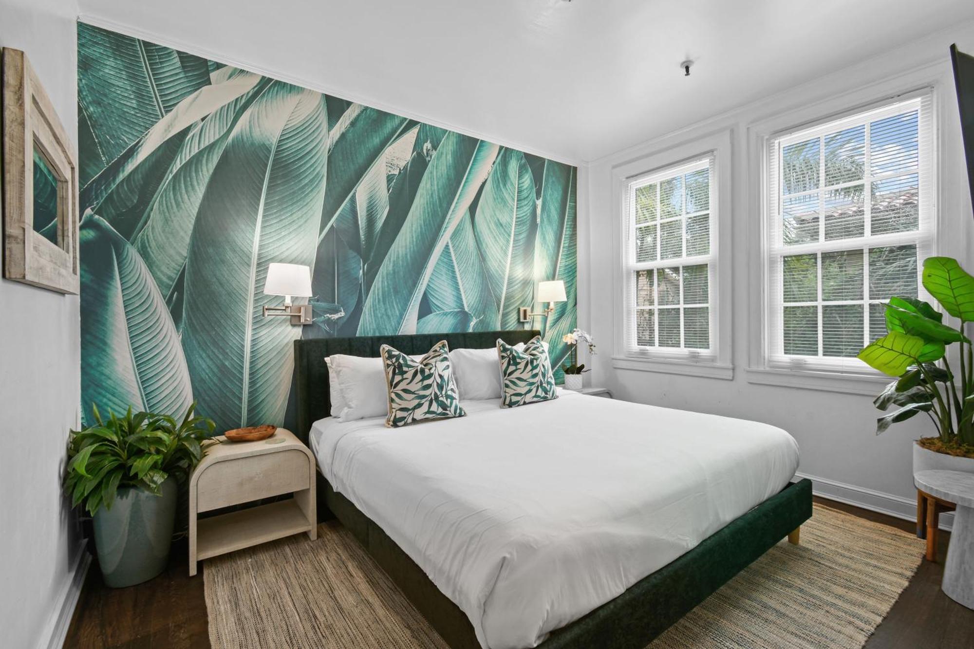 Tropicals Of Palm Aparthotel 3*