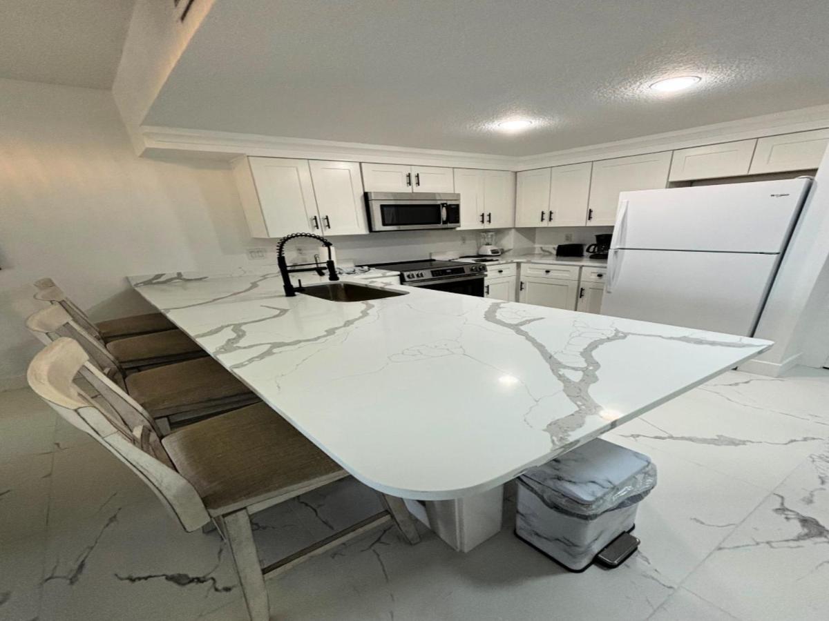Apartment Wyndham Ocean Walk: Deluxe Oceanview Jacuzzi In Daytona *