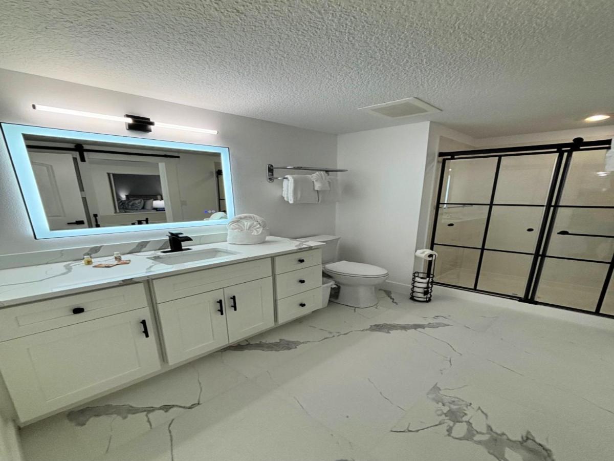 Wyndham Ocean Walk: Deluxe Oceanview Jacuzzi In Daytona Apartment